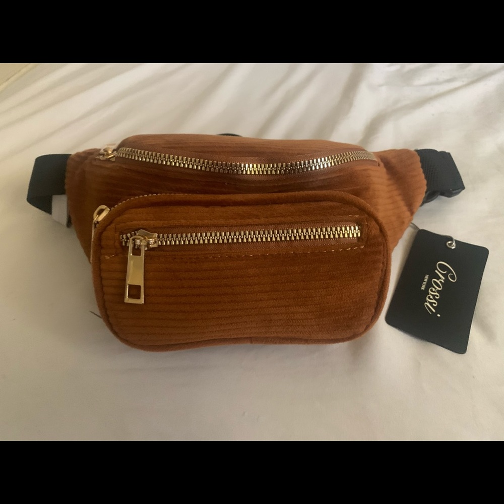 Forever 21 fanny pack